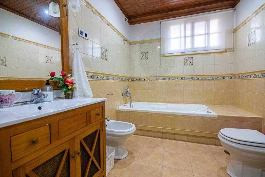 Lujosa Villa En Alhaurin De La Torre 7 Dormitorios Экстерьер фото