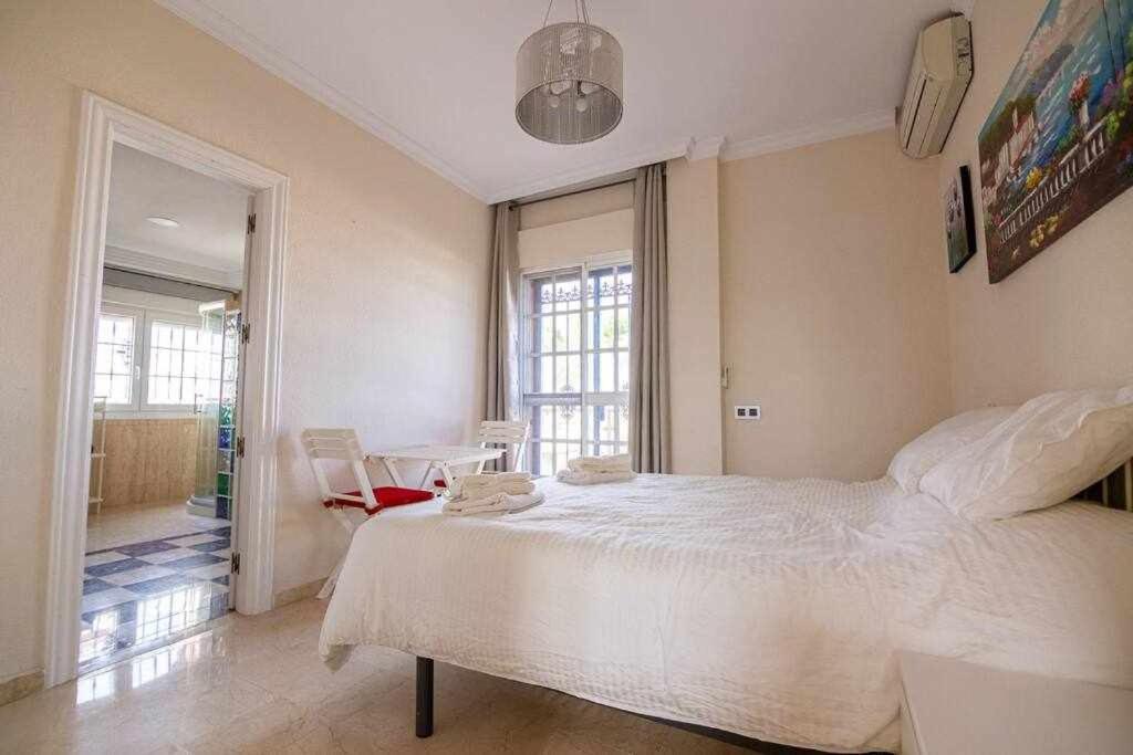 Lujosa Villa En Alhaurin De La Torre 7 Dormitorios Экстерьер фото