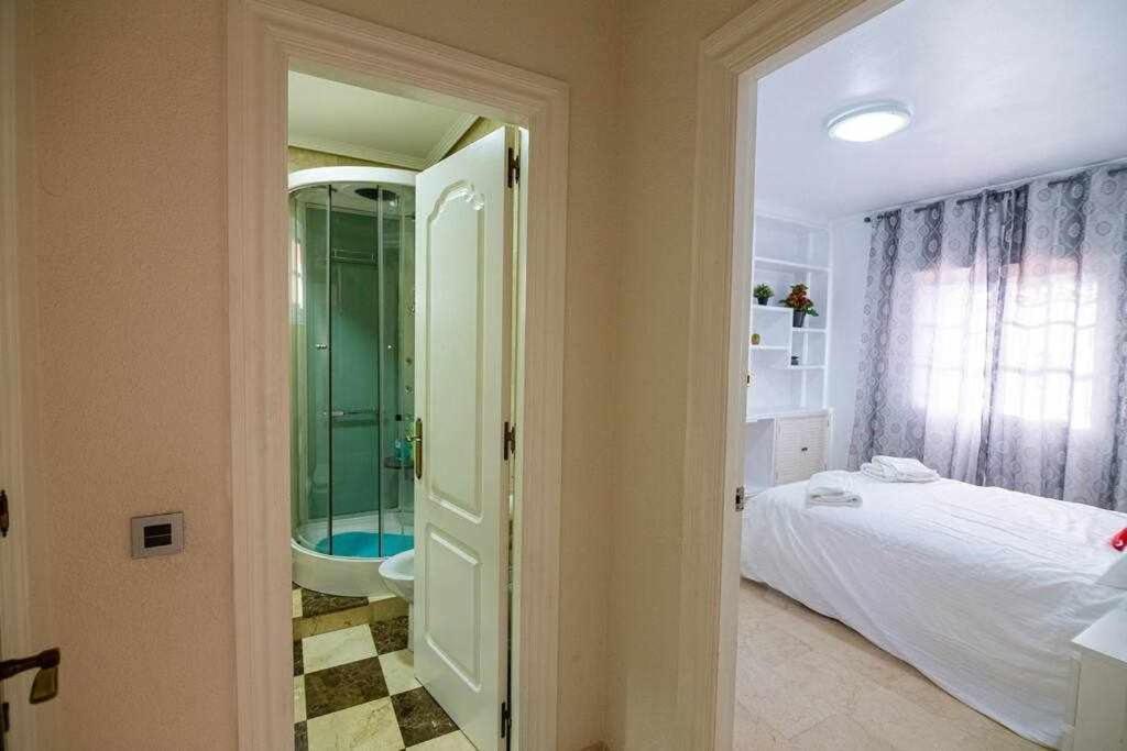Lujosa Villa En Alhaurin De La Torre 7 Dormitorios Экстерьер фото