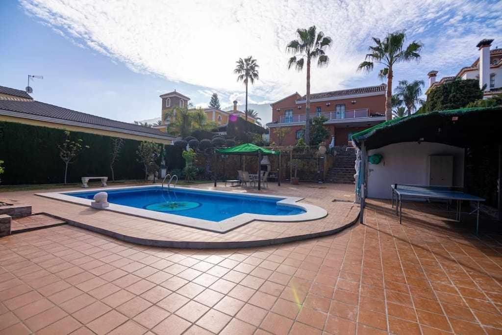 Lujosa Villa En Alhaurin De La Torre 7 Dormitorios Экстерьер фото